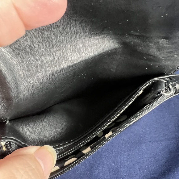 Vera Bradley Wallet Black Textured Organize Zippered Sleek Classic - Picture 3 of 4